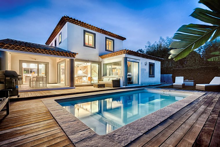 decoration maison moderne villa avec piscine