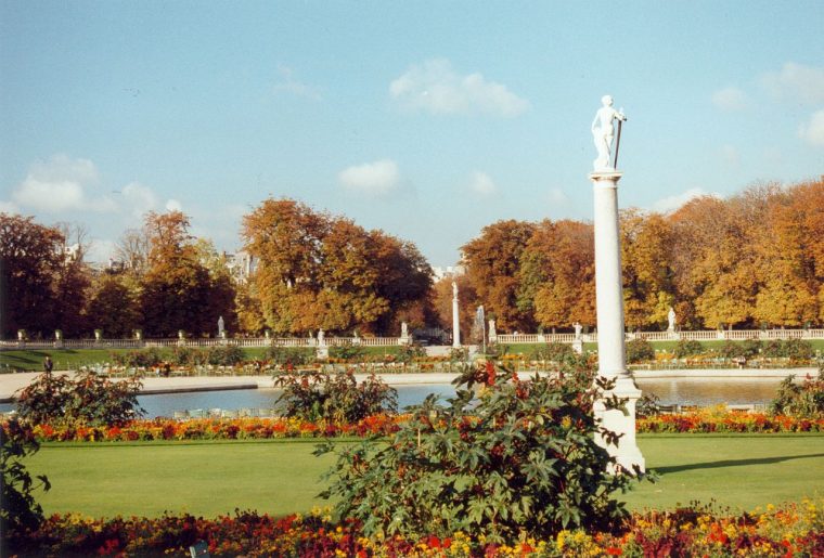 A Hotel Next To The Luxembourg Garden ? Choose The Trianon … concernant Jardin De Luxembourg Hotel