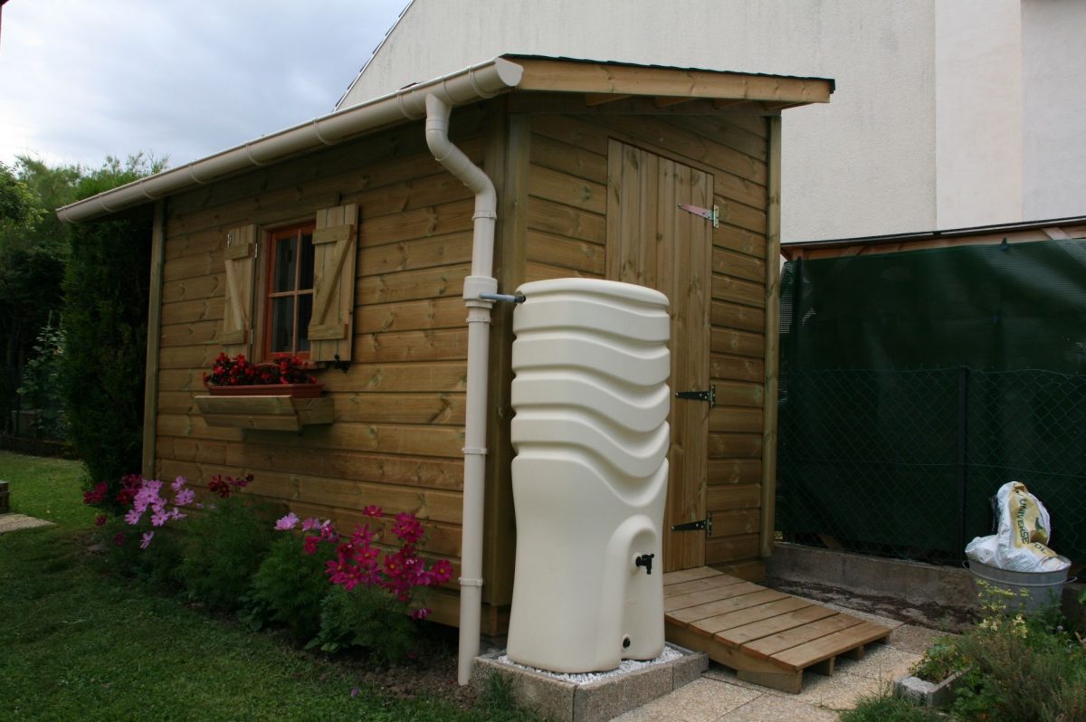 Abri De Jardin Castel 2,00M X 3,50M Avec Gouttières intérieur Gouttiere Abri De Jardin