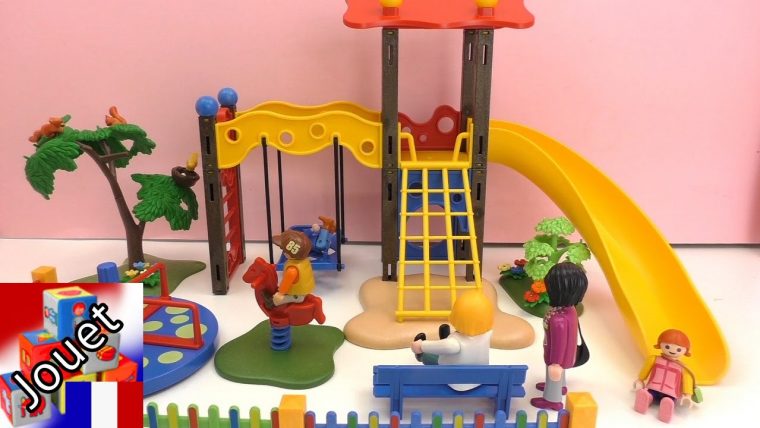 Aire De Jeux Playmobil -Construction Et Review Partie 2-La Grande Aire De  Jeux Playmobil encequiconcerne Grand Jardin D Enfant Playmobil