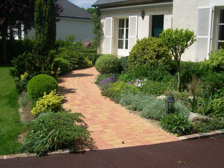 Aménagement D'allée Extérieure (Maison, Jardin, Garage … concernant Exemple D Aménagement De Jardin
