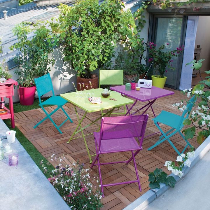 Balkon Dekorasyonu İçin Portatif Masa Ve Sandalye Modelleri … concernant Salon De Jardin Blooma
