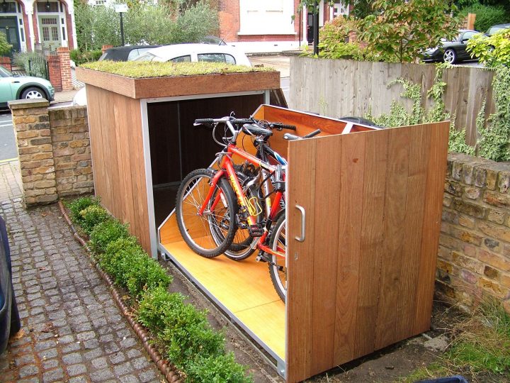 Bike Storage | Nice | Amenagement Jardin, Jardins Et Déco Jardin avec Velo Deco Jardin
