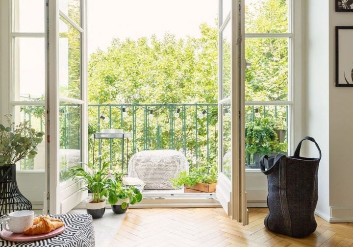 Ces Accessoires Déco Donneront À Votre Petit Balcon Un Effet … intérieur Petit Salon De Jardin Pour Balcon