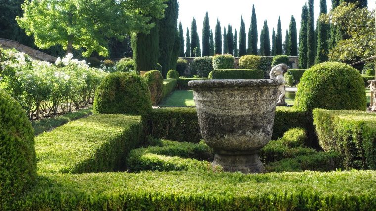 Château De Brantes Garden And Grounds – Avignon Tourisme … tout Creation Parc Et Jardin