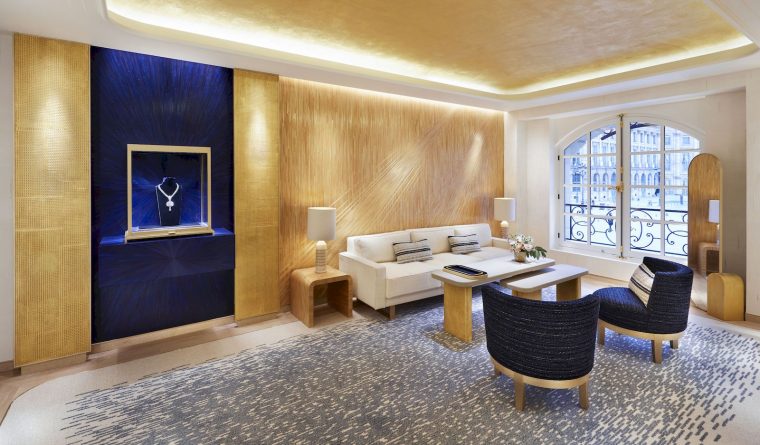 Chaumet Flagship Reopens At 12 Place Vendôme In Paris pour Hyper U Salon De Jardin