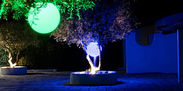 Comment Éclairer Son Jardin De Façon Écologique ? dedans Boule Lumineuse Jardin