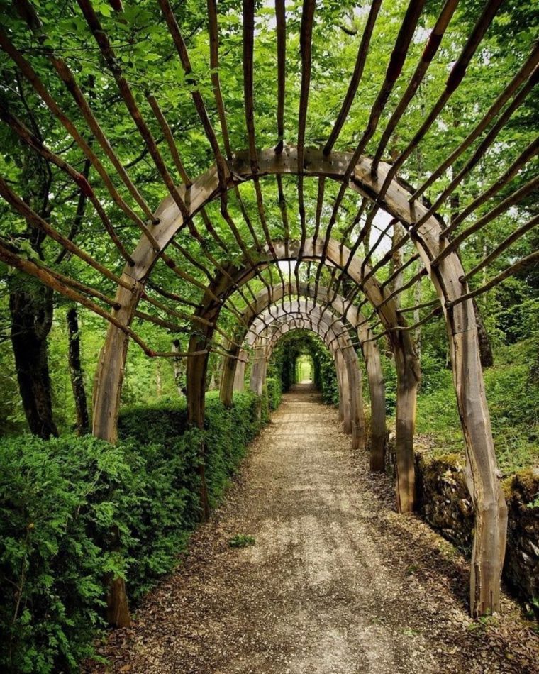 Debby: Botanica Trading On Instagram: “Rustic Garden Arch … intérieur Arches De Jardin