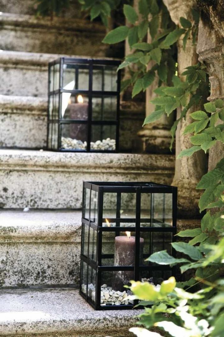 Déco D'escalier Extérieur Avec Des Lanternes | Lanterne … tout Objets Decoration Jardin Exterieur