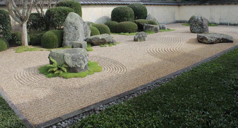 Déco Japonaise Pour Jardin Et Terrasse, Et Si Vous Passiez … serapportantà Accessoires Pour Jardin Japonais
