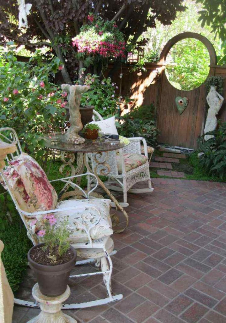 Décoration Jardin Pas Chère En 30 Objets De Style Shabby … à Coussin De Jardin Pas Cher