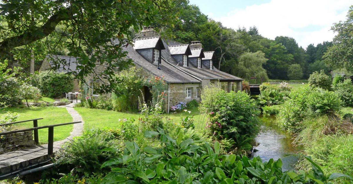 ᐅ Moulin Et Dépendances À Vendre À Riec-Sur-Belon ... tout Moulin De Jardin A Vendre