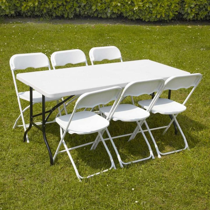Ensemble Table Et Chaises Pliantes De Jardin 152Cm – Taille … pour Destockage Salon De Jardin