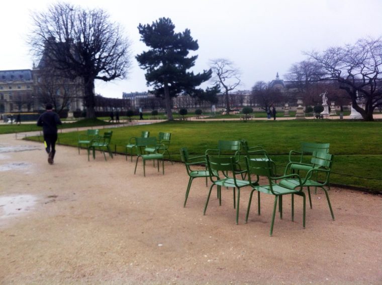Fermob Luxembourg Chair In Jardin Des Tuileries In Paris … destiné Fermob Jardin Du Luxembourg