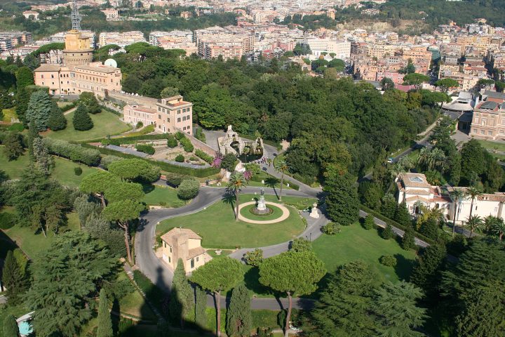 File:0 Jardins Et Station Radio Du Vatican.jpg – Wikimedia … dedans Jardins Du Vatican