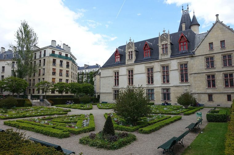 File:jardin De L'hôtel De Sens @ Le Marais @ Paris … concernant Hotel Jardin Du Marais Paris