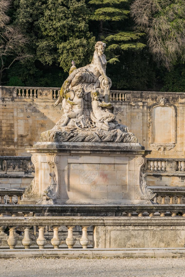 File:statue In Jardins De La Fontaine In Nimes 12.jpg … destiné Statue Fontaine De Jardin