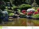 Fontaine Jardin Japonais Petite Fontaine De Chute De L Eau ... concernant Fontaine Jardin Japonais
