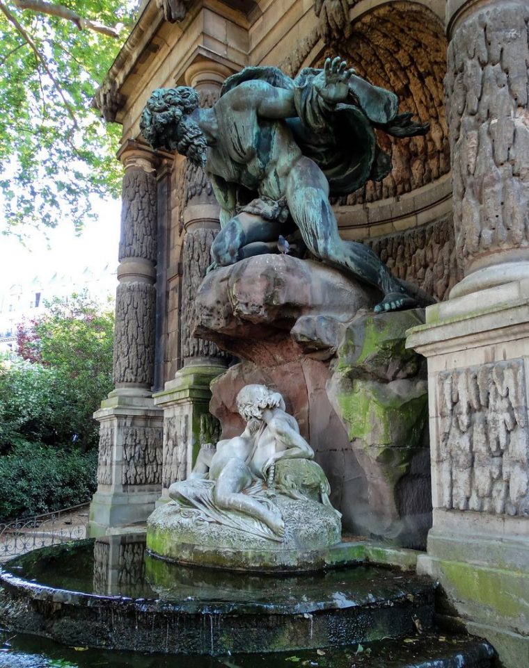 Fontaine Médicis. Paris | Acis And Galatea, Luxembourg … encequiconcerne Statue Fontaine De Jardin