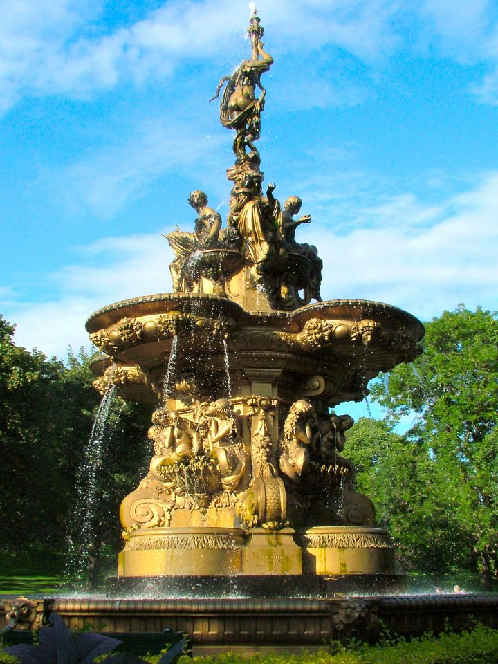 Fontaine Ross — Wikipédia destiné Fontaine De Jardin En Fonte