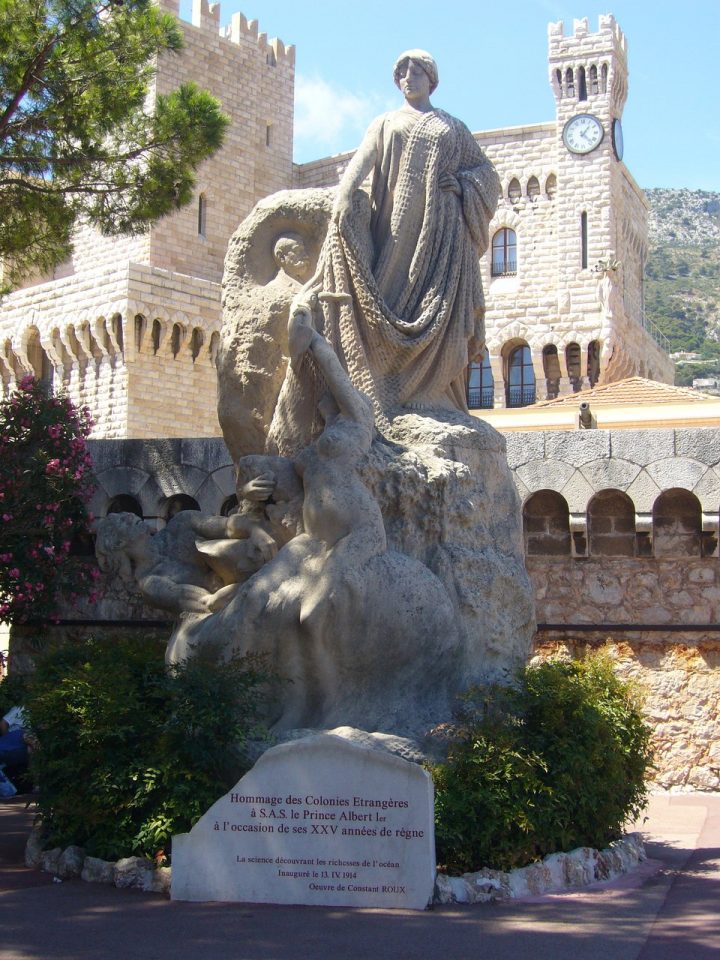 Hommage Des Colonies Etrangeres Statue (Monaco-Ville) – 2020 … pour Statues De Jardin Occasion