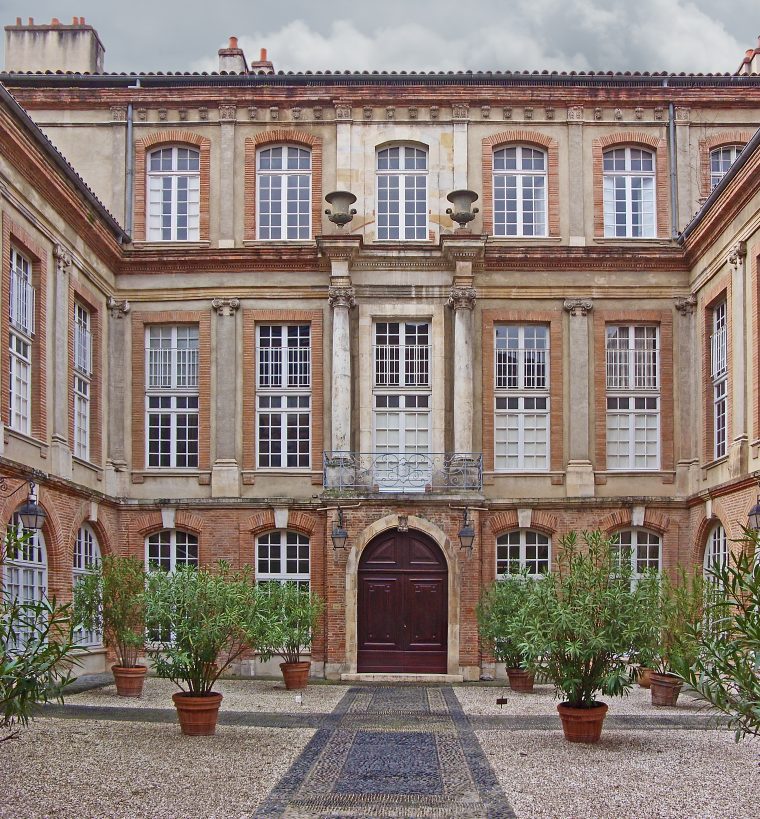 Hôtel De Nupces — Wikipédia pour Hotel Des Jardins Toulouse