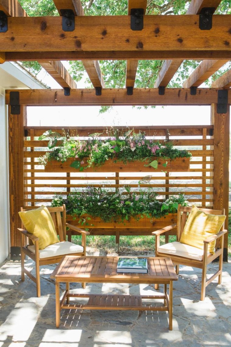 In One Of Their Biggest Challenges Yet In Terms Of … destiné Pergola Castorama Jardin