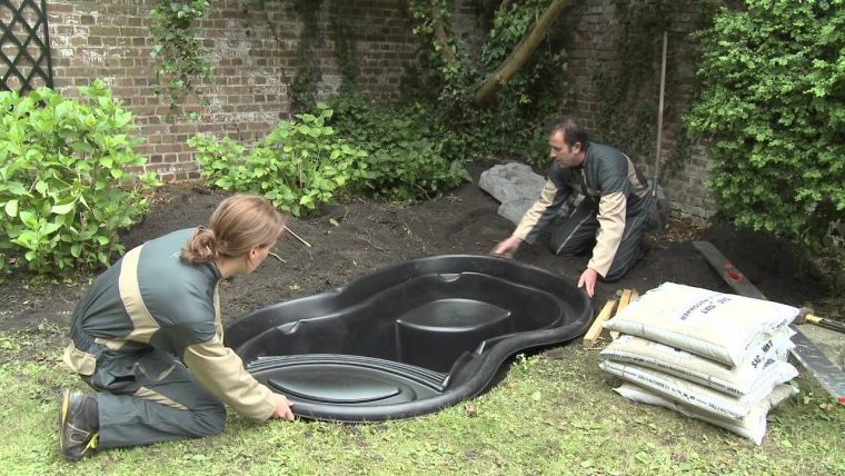 Installation Of A Ready-Made Pond | Bahçe Duşu, Bahçecilik … tout Bassin Jardin Préformé