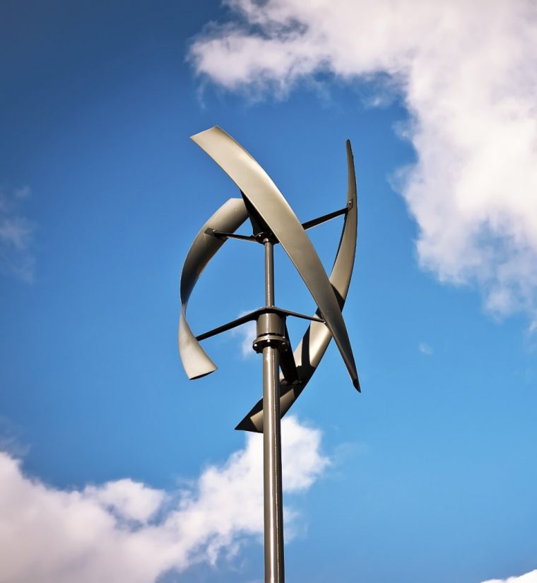 Installer Sa Propre Éolienne, C'est Possible – Marie Claire à Construire Une Eolienne De Jardin