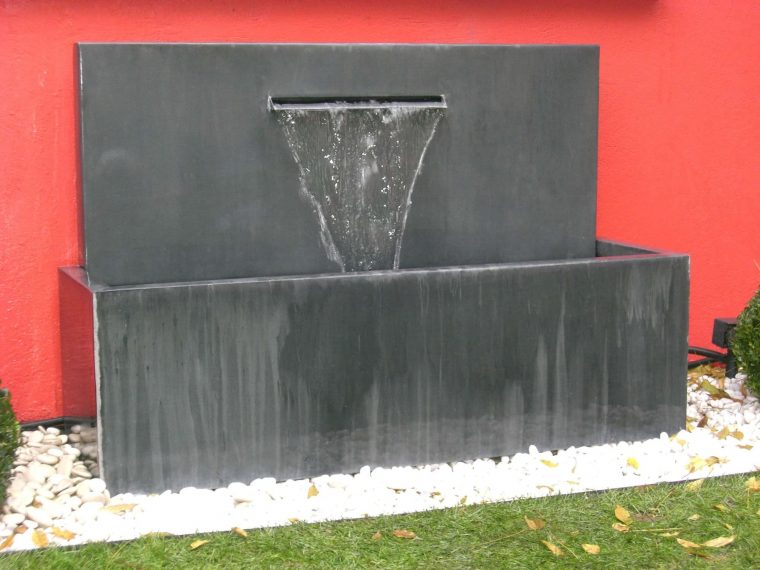 Installer Une Fontaine Dans Son Jardin – Mon Jardin Deco tout Installation Fontaine De Jardin