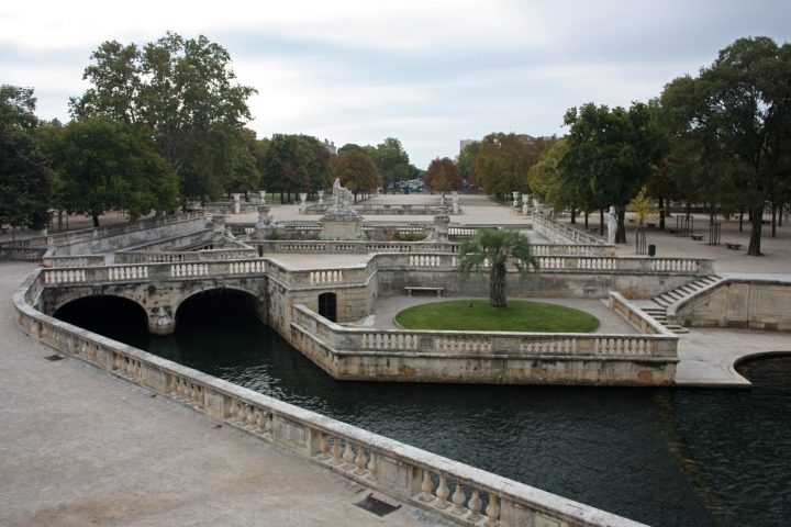 Jardins De La Fontaine – Wikipédia, A Enciclopédia Livre concernant Fontaine De Jardin En Fonte