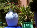 Jarres De Terre Cuite Colorées, Jardin Majorelle, Marrakech ... concernant Jarre Terre Cuite Pour Jardin