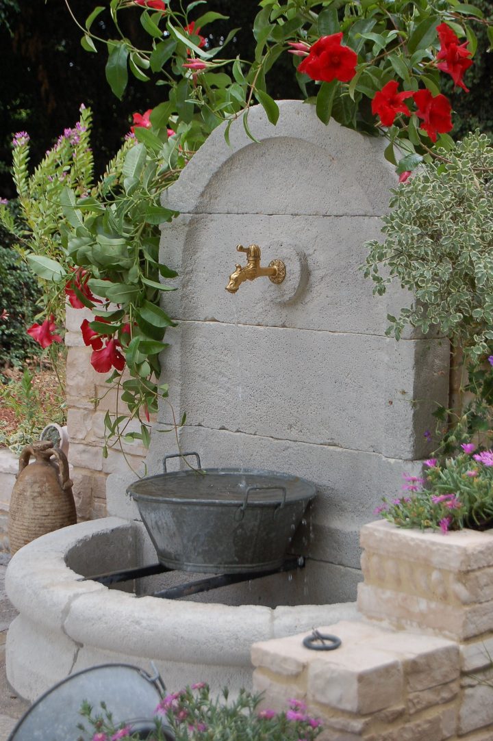 Je Veux Une Fontaine Dans Mon Jardin | Fontaine De Jardin … avec Fontaine A Eau De Jardin