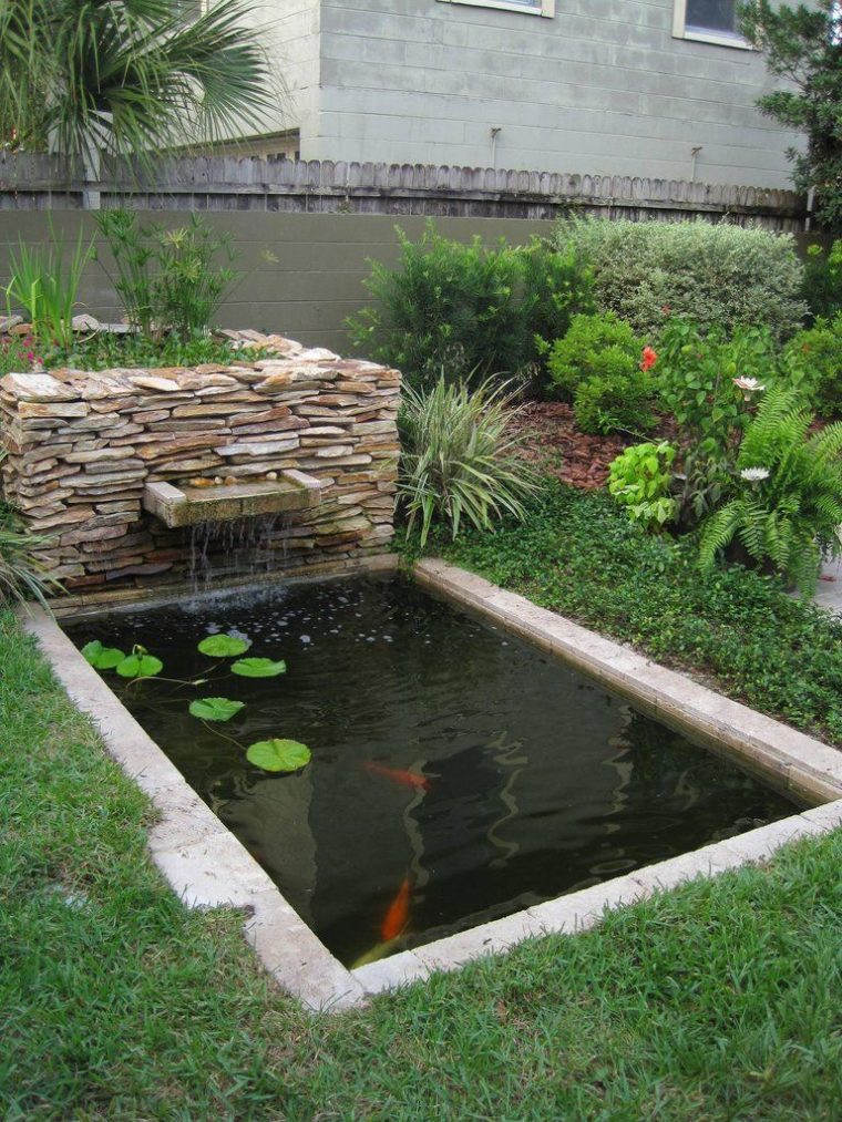 Koi Pond With Waterfall | Etang De Jardin, Jardin Moderne Et … intérieur Fontaine Exterieure De Jardin Moderne