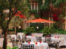 La Cour Jardin At Hôtel Plaza Athénée | Dorchester Collection intérieur Restaurant Avec Jardin Ile De France