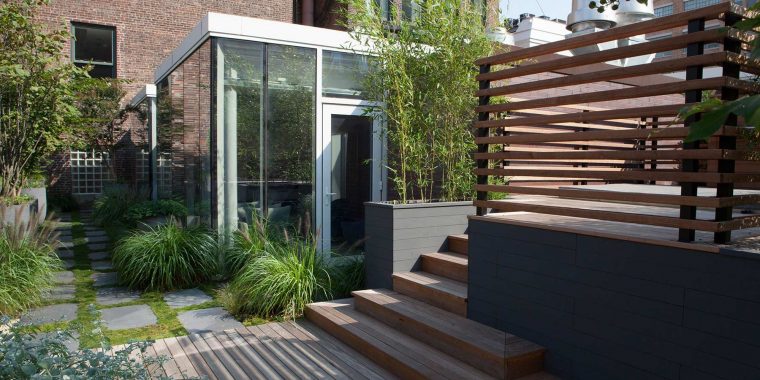 L'aménagement D'une Terrasse Avec Spa À Manhattan Par Le … concernant Aménagement Jardin Avec Spa