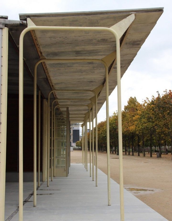 L'école De Bouqueval De Jean Prouvé Au Jardin Des Tuileries … dedans Cabane De Jardin Occasion