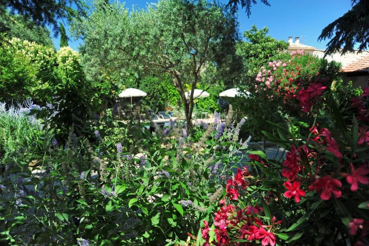Oda Ve Kahvaltı Le Jardin De Mazan (Fransa Mazan) – Booking concernant Velo Deco Jardin