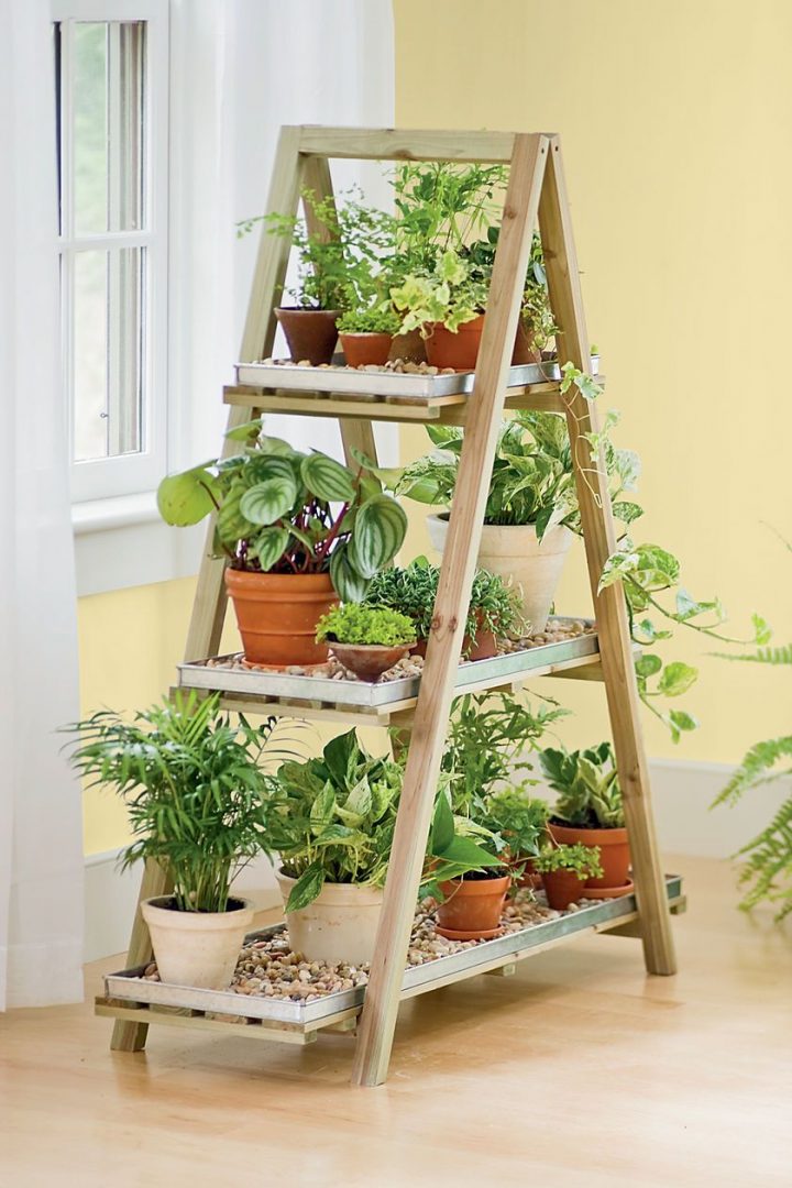 Old Ladders Repurposed As Home Decor | Bricolage De Jardin … tout Escabeau Jardin