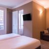 Paris France Hotel In France - Room Deals, Photos &amp; Reviews tout Salon De Jardin Super U