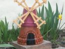 Petit Moulin Fabriqué Avec Des Pots De Fleurs | Artisanats ... à Fabriquer Un Moulin À Vent De Jardin