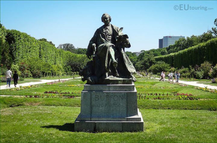 Photos Of Comte De Buffon Statue In Jardin Des Plantes Paris … destiné Serre De Jardin Leclerc