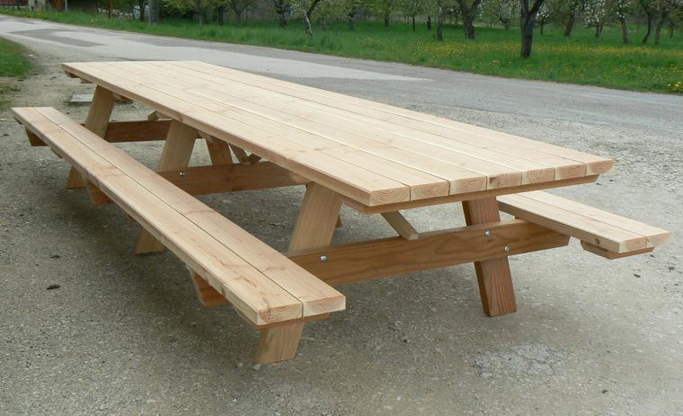Plan Pour Fabriquer Une Table De Jardin En Bois À Exterieur … avec Plan Pour Fabriquer Une Table De Jardin En Bois