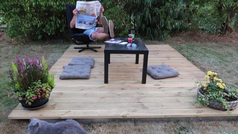 Poser Une Terrasse Bois En 2 Minutes / Idéal Jardin Privatif, Camping,  Mobil Home, Camping Car… pour Caillebotis De Jardin