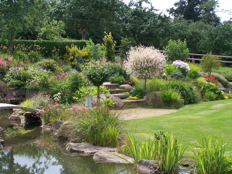 Quelles Plantes Et Fleurs Choisir Pour Créer Un Beau Jardin … dedans Comment Realiser Un Jardin