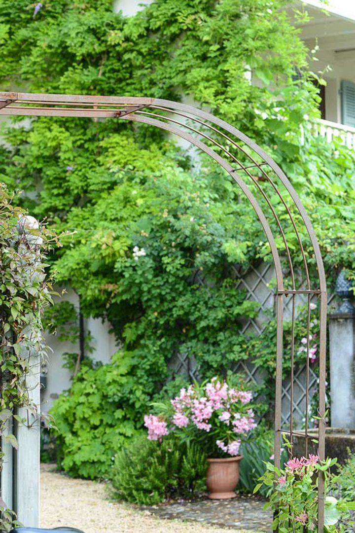 Repensez L'aménagement De Votre Jardin | Schilliger concernant Arceau De Jardin
