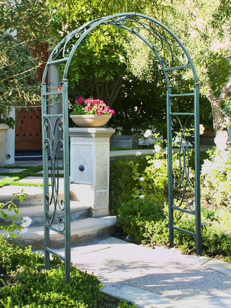 Rose Trellis: Jardin Rose Arch | Gardener's Supply | Garden … intérieur Arches De Jardin