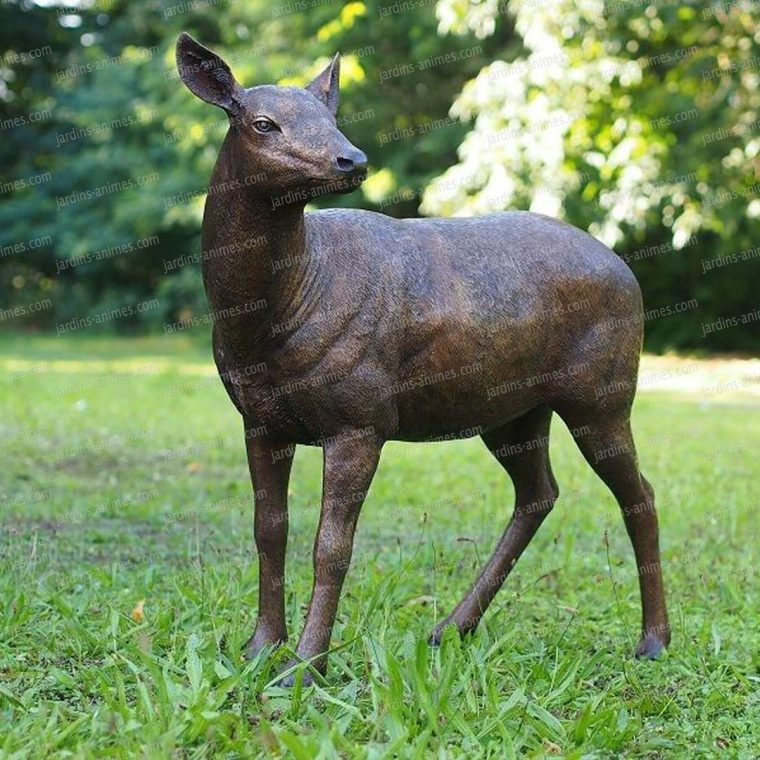 Sculpture Biche En Bronze – Statue Animaux De Jardin H.92Cm serapportantà Jardins Animés Sculpture