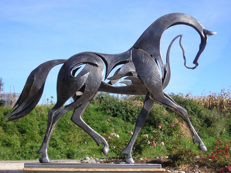 Sculpture Cheval Métal Fer Forgé | Les Sculpteurs, Sculpture … serapportantà Animaux Fer Forgé Jardin