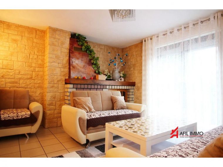 Semi-Detached House 3 Rooms For Sale In Esch-Sur-Alzette … intérieur Abri De Jardin 6M2